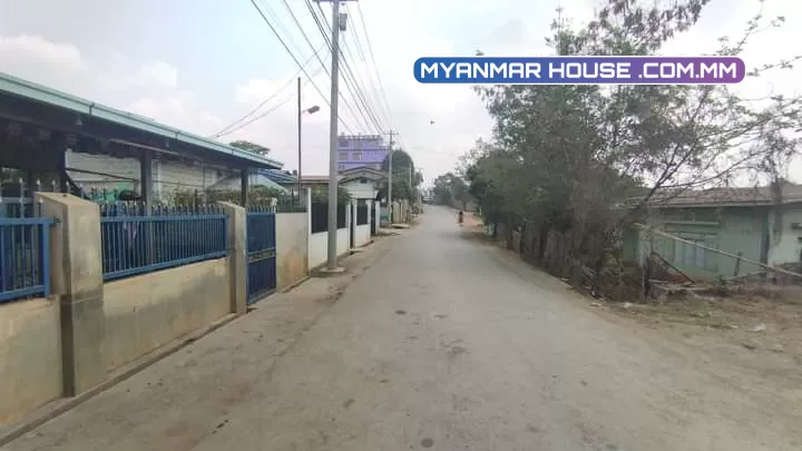 တည်နေရာ - အောင်ပန်းမြို့၊ကလောမြို့နယ်(ခရိုင်) လိပ်စာ - မဂ်လာ ရပ်ကွက် အကျယ်အဝန်း - ၃၀' × ၆၀'//ဈေးနှုန်း - ၇၅၀ သိန်း 