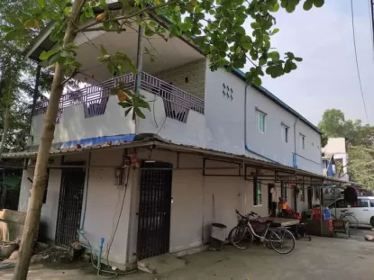 တောင်ဒဂုံရှိ ထောင့်ကွက်လုံးချင်းအရောင်းလေးပါ