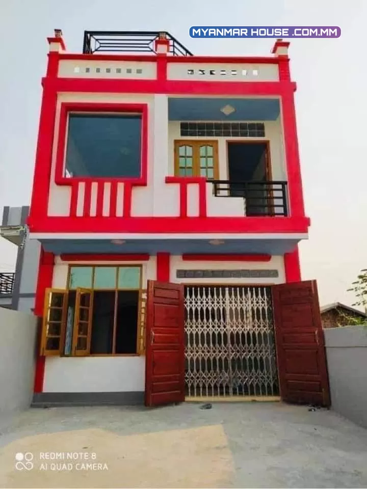 မႏၱေလးၿမိဳ႕ေျမာက္ျပင္  ေအာင္ေျမသာစံၿမိဳ႕နယ္   86လမ္း 8လမ္း လမ္းမတင္ SS. RC ႏွစ္ထပ္ခြဲတိုက္ သိန္း၁၅၀၀.အေရာင္းေလးပါရွင့္ 