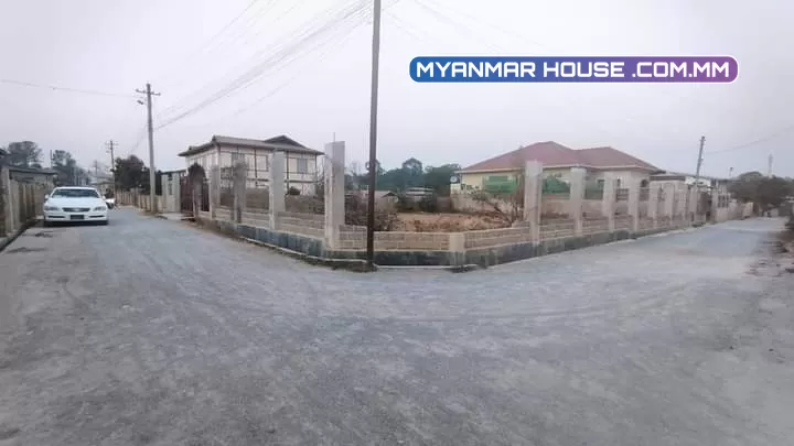 တည်နေရာ _ အောင်ပန်းမြို့၊ကလောမြို့နယ်(ခရိုင်) လိပ်စာ _ မိုးကောင်းရပ်ကွက်။ အကျယ်အဝန်း _ ၇၅' × ၉၅' ( ၇၁၂၅ ) Sqft ပိုင်ဆိုင်မှု _ မြေစာရင်းပုံစံ ၁၀၅ /ဈေးနှုန်း _ ၁၇၀၀ သိန်း (ညှိ)