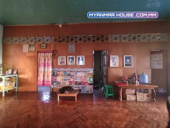 အိမ်ခြံမြေ အရောင်း တောင်ကြီးမြို့၊ဘုရားဖြူရပ်ကွက်၊နယ်မြေ ၁၁၊တောင်ကြီး-ဇလဲလမ်းမကြီးဘေး ၁ထပ်တိုက်ရှေ့ဆိုင်ခန်းပါ ရေ၊မီး အစုံ အသင့်နေရုံလေး /ဈေး-သိန်း၁၅၅၀(ပိုင်ရှင်တိုက်ရိုက်ညှိနှိုင်းလို့ရ)