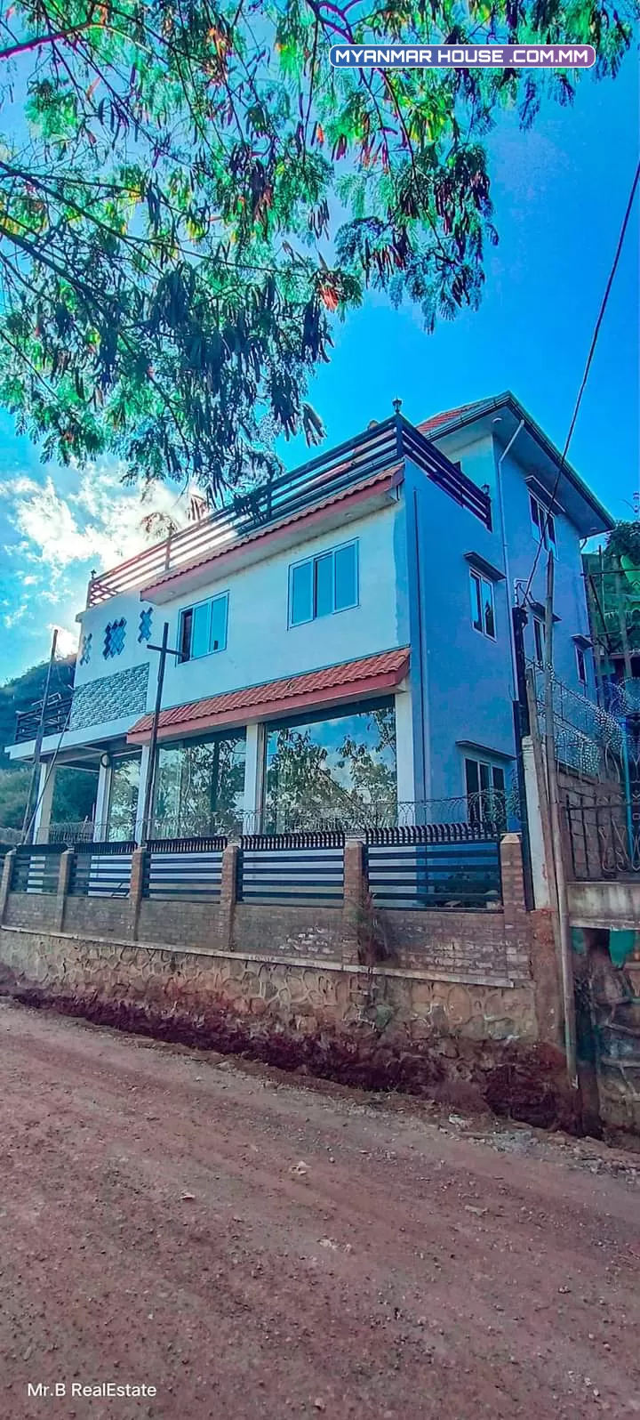#ရှမ်းပြည်ရဲ့ အငွေ့အသက် ကိုအပြည့်အဝခံစားရမယ့်အိမ်လေး  #ကံကြီးရပ်ကွက် နမ ၁  #ဈေး 3500  #အကျယ် 40x60