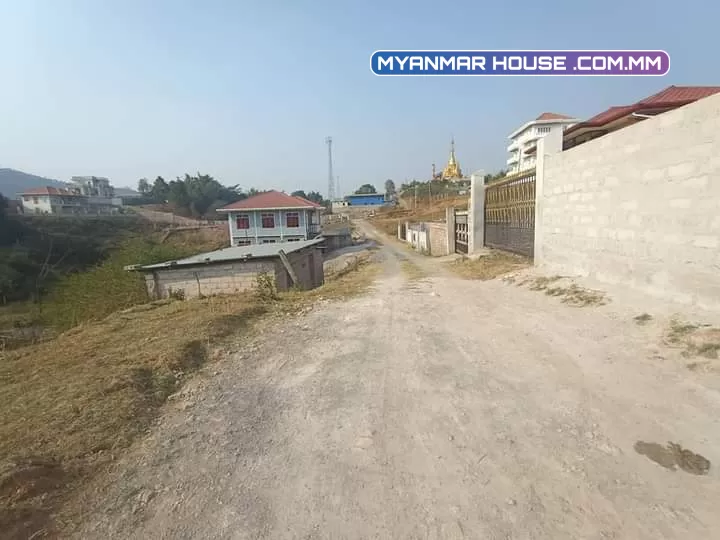 #တောင်ကြီးမြို့ #ကံကြီး  ကျောက်တလုံးလမ်းမကြီးအနီး မီတာလျှောက်ပြီး  အကျယ်-၅၀×၆၀  ပိုင်ဆိုင်မှု-အရပ်စာချုပ်  ဈေး-သိန်း(၅၅၀)