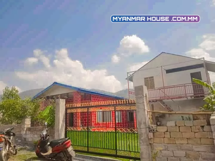 အေးသာယာ သာယာကုန်းရွာဘုန်းကြီးကျောင်းတောင်ဘက် အိမ်နှင့်ခြံရောင်းပါမယ်ရှင့် အိမ်နှစ်လုံး ပါပြီး မိသားစု များပြီး အေးအေးချမ်းချမ်းနေချင်ရင် အဆင်ပြေပါတယ်ရှင့်/ဈေး သိန်း ၃၅၀  