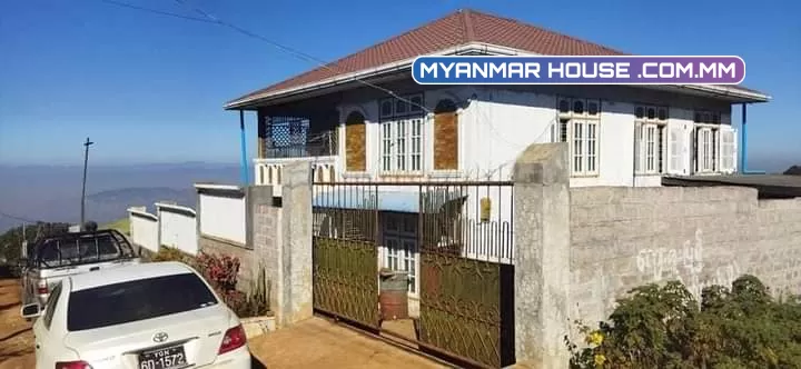#ဘုရားျဖဴ နယ္ေျမ ( 7 ) အိမ္အပါ/ ေျမကြက္အလႊတ္ေရာင္းမည္။  * ေျမ ပေ 45*55/80*80   ၂ ထပ္အိမ္အပါ၊ေရမီးအစုံ၊ဂရံပါ၊ေရထြက္ဦး လမ္းမ နဲ႔  ၈ကြက္ငုတ္ တြင္ရွိေသာ အိမ္ကို ယခုကာလေခၚေစ်း #သိန္း1400
