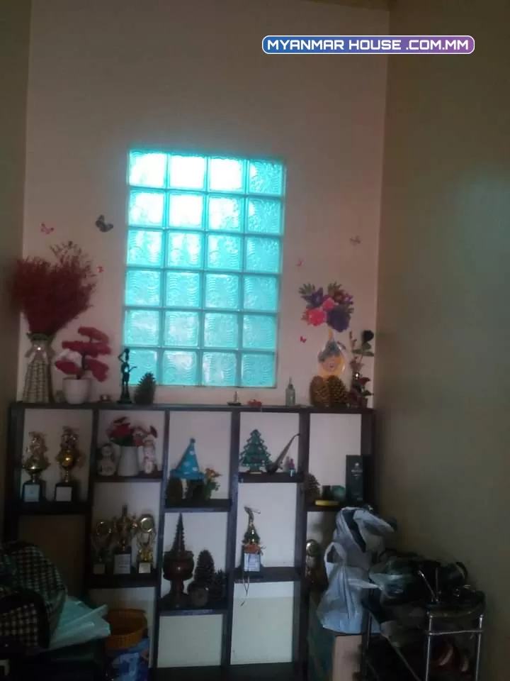 နေရာကောင်း၊ နေရာသန့် ။ တည်နေရာ _ အောင်ပန်းမြို့ ၊ကလောခရိုင်၊ကလောမြို့နယ်။ မြေအကျယ်အဝန်း _ 55' × 60' /ပိုင်ဆိုင်မှု _ ဂရမ် (မြို့မြေ) G_30 အခြား _ R.C.C တစ်ထပ်တိုက်အိမ်//ဈေးနှုန်း _ ၂၅၀၀ သိန်း (ညှိနိုင်း) 