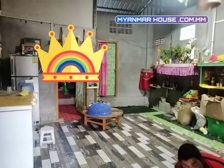 ရပ်ကွက်9 မေတ္တာရောင်ခြည်ဘုန်းကြီးကျောင်းအနီး  အိမ်အပါမြေကွက် ပေ30/70ကျော် အရှုပ်အရှင်းကင်း/💁💁ဈေး ကျပ်သိန်း 680ပါးပါးလျှော့