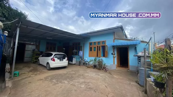 ေတာင္ႀကီးၿမိဳ့ ေက်ာင္းႀကီးစုရပ္ကြက္နမ(၁၁)  -သက္ေစ့ရန္ေအာင္ေက်ာင္း လမ္းေဘး  -လမ္းေထာင့္အကြက္ (ေျမာက္လှည့္) ၊ေစ်းႏူန္း သိန္း( 2200 )ေလ်ာ့တင္းပါးပါး ကို ပိုင္ရွင္တိုက္ရိုက္ညႇိနိူင္းပါဗျ