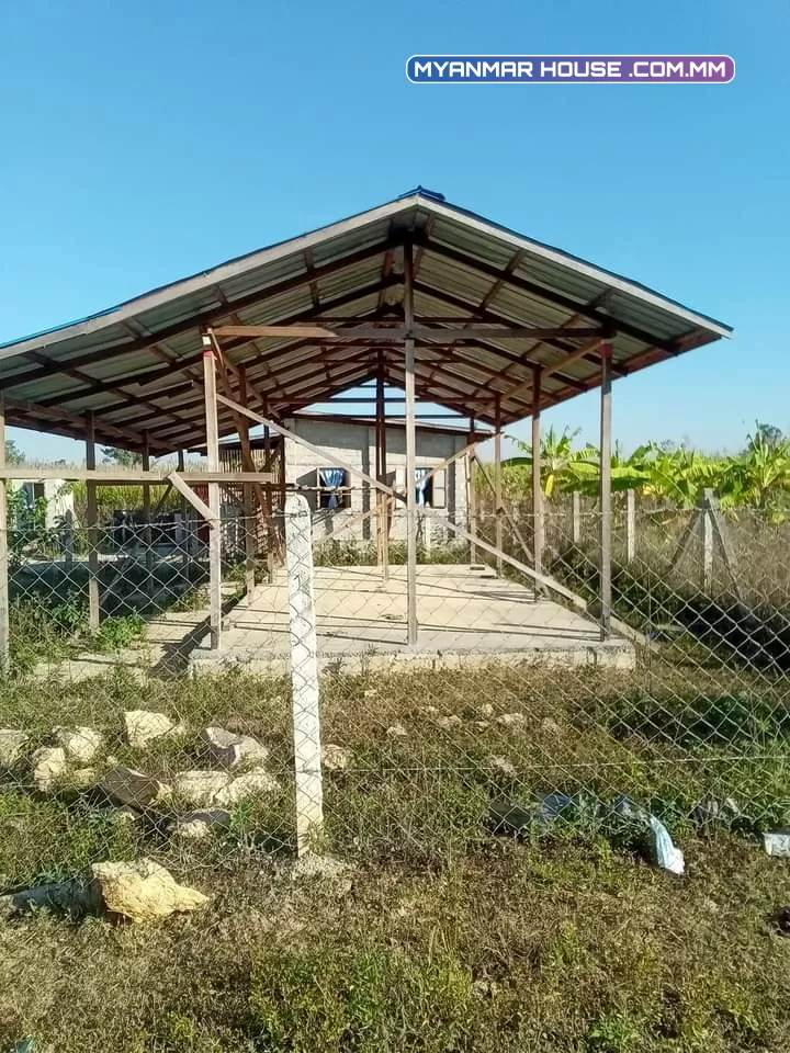 စိုက်ပျိုးရွာမြောက်ဘက် ပေ၅၀.ပေ၄၀.ပုံစံ၁၀၅. ရှိမြေပေါ်  ပေ၂၀ ပေ၄၀အဆောက်ဦးကြမ်းပါ.... ဈေး...၇၅..သိန်း