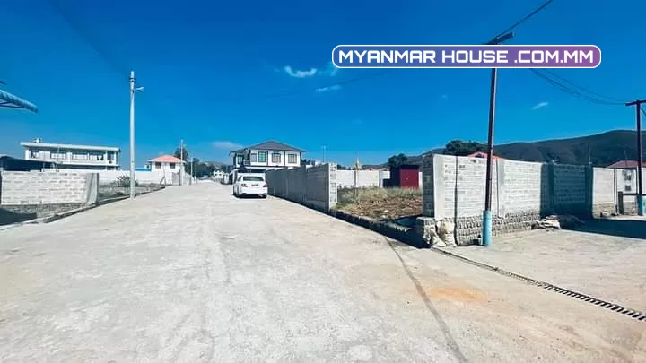 ကံကြီး တပေါင်းကွင်း အနီး  ဦးတစန်းအိမ်ယာထဲ  #ဈေး2400  #အကျယ်  အရှေ့- 52/အနောက်-- 56/တောင် --- 93/ မြောက် -- 93