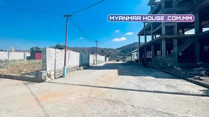ကံကြီး တပေါင်းကွင်း အနီး  ဦးတစန်းအိမ်ယာထဲ  #ဈေး2400  #အကျယ်  အရှေ့- 52/အနောက်-- 56/တောင် --- 93/ မြောက် -- 93