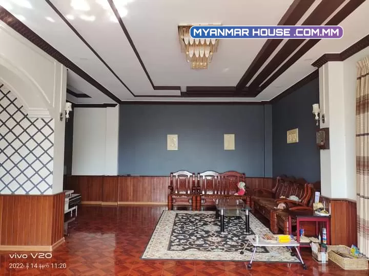 ဘုရားဖြူ ဓမ္မဥယျာဉ် အနီး Golden Hill Resort မရောက်ခင်လေးမှာပါ အိမ်မျက်နှာစာရှေ့ ပေ 70 ပါ ရှေ့နောက် ပေး 90 ပါ  အခန်း 17ပေ 12 ပေပါ မီးဖိုခန်း 10ပေ ပေ40ပါဗျ အိမ် အကျယ်က 43×52 ပါဗျ/ပုံစံ 105ပါ ဈေး သိန်း 6000 ပါ