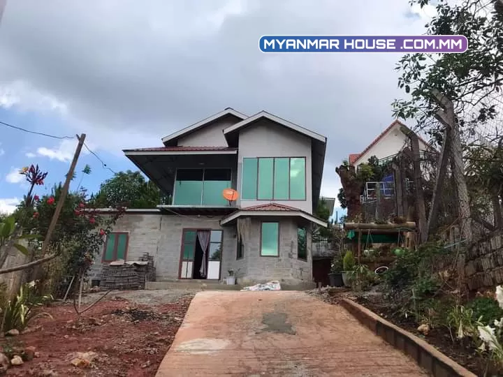 ကလောမြို့  အမှတ် (၉/ ၃၀၈) ဓမ္မပါလလမ်း ရပ်ကွက် (၉) မျက်ရဲအင်း အနောက် ပိုင်ဆိုင်မှု ပုံစံ၁၀၅ /ခေါ်ဈေးကတော့ သိန်း ၉၀၀ ပါ ဈေးကတော့ တေ့တေ့ဆိုင်ဆိုင်ဆိုလျော့ပေးပါမယ်ရှင်