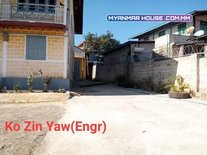 တည်နေရာ _ ကလောခရိုင်၊ အောင်ပန်းမြို့၊ ညောင်ပင်ထောင်ရပ်ကွက် အကျယ်အဝန်း _ 60'×80'_35' ပိုင်ဆိုင်မှု _ ပုံစံ ၁၀၅ (မြို့မြေ)ဈေးနှုန်း _ ၁၂၀၀ သိန်း (ညှိနှိုင်း) 