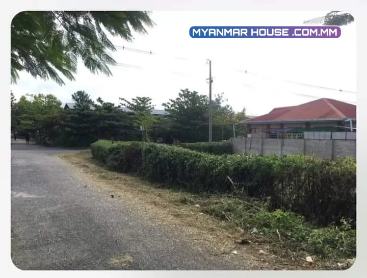 #ညောင်ရွှေမြို့ #နန်းပန်ရပ်ကွက်  အကျယ်-Lပုံစံ,(73x73)ပေပတ်လည်ပျမ်းမျှ  ဈေး-(၂၇၀၀)သိန်း(ညှိုနှုန်းဈေး)  ပိုင်ဆိုင်မှု-နှစ်(၃၀)ဂရန်မြေပေါက်