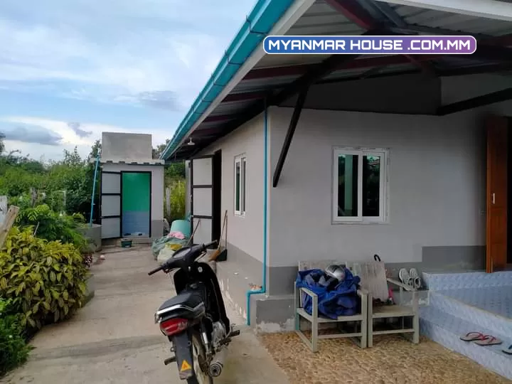 Adminတင်ခွင့်ပြုပါရှင့် အိမ်နဲ့ ခြံလေး ရောင်းပါမည် တောင်ကြီးမြို့နယ် ညောင်ရွှေမြို့ စိုက်ပျိုးရပ်ကွပ်၄  ၊*အိမ်နံပါတ် ကျပိးသား *အရူပ်အရှင်းကင်း ပိုင်ရှင်ကိုယ်တိုင်တိုင်ရောင်းပါသည် *330 $$$$ အလျော့အတင်း ရှိပါသည် *pH.09405601198