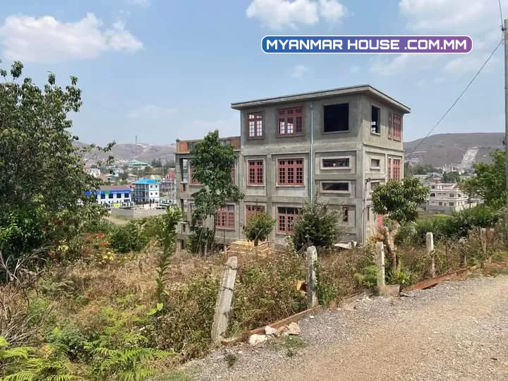 ရတနာ့နာမည်ပေါက်  ပေ  ၄၀x၆၀  တောင်ကြီးမြို့  ကံကြီးရပ်ကွက် နယ်မြေ (၁)  ဈေး - သိန်း ၁၁၀၀ /ရေတူးလို့လွယ် - မီးရ