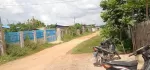 တောင်ကြီးခရိုင် အေးသာယာမြို့ ၁၁ရပ်ကွက် ကခြံနှင့်အိမ်  ရောင်းပေးမယ်ရှင့်  ပေ 40×60 ပိူင်ဆိုင်မူ့ ဂရန်မြေ  ကားဝင်ထွက်ကောင်း သရဖီလမ်းဘေး  အိမ်ပါ  တစ်ထပ် /အရူပ်အရှင်းကင်း  ဈေး သိန်း၃၅၀ပါ 