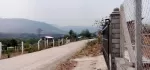 ကလောမြို့ နန်းအွန်တောင် အနီး နန်းအွန်ရွာလည်လမ်းမကြီးဘေး ရွာမြေစစ်စစ်ပါ မျက်နှာစာပေ၅၀ အနောက်ပိတ်၃၀ အလျားပေ၁၀၈ ခြံစီရိုးကာပြီးသား သံပန်းသံတံခါးတပ်ပြီးသားပါ ရေမီးလွယ်ပါတယ် ခေါ်ဈေးလေးက သိန်း၄၀၀ပါ