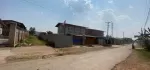 တောင်ကြီးမြို့ ဘုရားဖြူ ရပ်ကွက် (နမ-၄) -လွယ်ခမ်း လမ်းမကြီး တကွက်ငုတ် မျက်နှာစာ အရှေ့လှည့်/လက်ရှိကာလခေါ် ဈေး သိန်း ( 990 ) လျော့တင်း ပါးပါးလေး ရှိပါသေးတယ်ဗျ