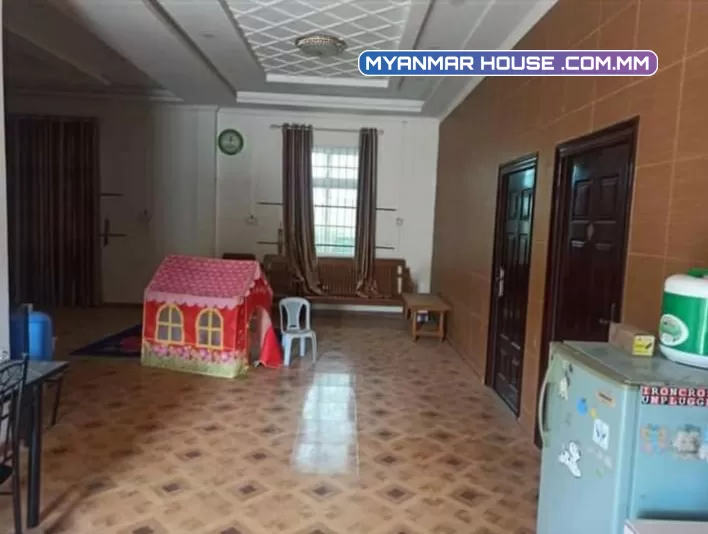 ကံႀကီးရှမ်းကြင္းအနီး      🏠🏠🏠 တစ္ထပ္တိုက္ RC အိမ္ေကာင္း။ ေျမအက်ယ္ 50*50  ေစ်းႏွုန္း 1200 ညိနိုင္း။   ⚠️⚠️⚠️