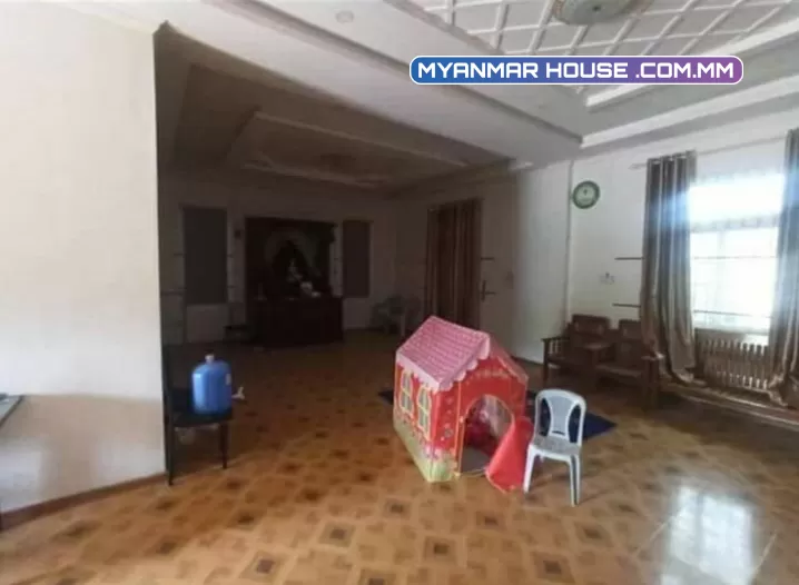 ကံႀကီးရှမ်းကြင္းအနီး      🏠🏠🏠 တစ္ထပ္တိုက္ RC အိမ္ေကာင္း။ ေျမအက်ယ္ 50*50  ေစ်းႏွုန္း 1200 ညိနိုင္း။   ⚠️⚠️⚠️