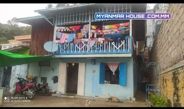 တောင်ကြီးမြို့-ချမ်းသာရပ်ကွက် နယ်မြေ(9)-သီတာလမ်း အိမ်အမှတ်-273 ခြံဝန်းအကျယ်-40-60 105-ကြပြီး ရေမီးအစုံ အိမ်ခြံမြေအမြန်ရောင်းမည် 1200-လျော့တင်း