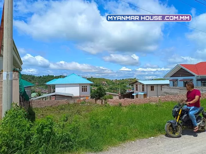 🏠 ေတာင္ႀကီးၿမိဳ့ ေက်ာင္းႀကီးစုရပ္ကြက္ ဖရဲ  🏠သက္ေစ့ရန္ေအာင္လမ္းမႀကီးေဘး ပတ္ဝန္းက်င္ေကာင္း  စိတ္ၿငိမ္ရပ္ကြက္၊🏠ေခၚေစ်းသိန္း 1350 ပါးပါးေလ်ာ့  ပိုင္ရွင္နဲ႔တိုက္ရိုက္ၿငိဳနိှုင်းပါဗျ။