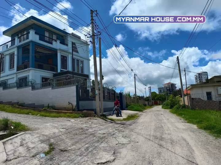 🏠 ေတာင္ႀကီးၿမိဳ့ ေက်ာင္းႀကီးစုရပ္ကြက္ ဖရဲ  🏠သက္ေစ့ရန္ေအာင္လမ္းမႀကီးေဘး ပတ္ဝန္းက်င္ေကာင္း  စိတ္ၿငိမ္ရပ္ကြက္၊🏠ေခၚေစ်းသိန္း 1350 ပါးပါးေလ်ာ့  ပိုင္ရွင္နဲ႔တိုက္ရိုက္ၿငိဳနိှုင်းပါဗျ။