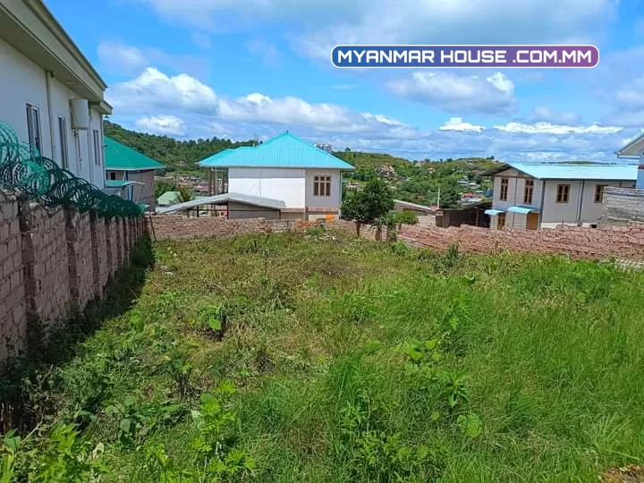 🏠 ေတာင္ႀကီးၿမိဳ့ ေက်ာင္းႀကီးစုရပ္ကြက္ ဖရဲ  🏠သက္ေစ့ရန္ေအာင္လမ္းမႀကီးေဘး ပတ္ဝန္းက်င္ေကာင္း  စိတ္ၿငိမ္ရပ္ကြက္၊🏠ေခၚေစ်းသိန္း 1350 ပါးပါးေလ်ာ့  ပိုင္ရွင္နဲ႔တိုက္ရိုက္ၿငိဳနိှုင်းပါဗျ။