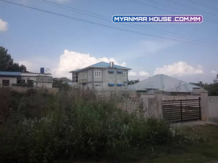 ကံႀကီး ရှမ္းကြင္း(ေရြေတာင္ၾကား အိမ္ယာ)6လမ္း-B ေက်ာင္းႀကီးစုရပ္ကြက္ ေပ60*80(ေျမကြက္)ေရာင္းခ်သူဂရံအမည္ေပါက္ ေတာင္ႀကီးၿမိဳ့! ေစ်း(1050)သိန္း ဖုန္း-09964601717.အက်ိဳးေတာ္ေဆာင္မ်ားလဲဆက္သြယ္နိုင္ပါတယ္ဗ်ာ
