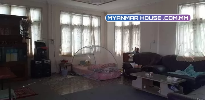 #ေတာင္ႀကီးၿမိဳ့ ေညာင္ျဖဴစခန္း(ရပ္ကြက္)ရွိ RC  2ထပ္ခွဲ ၊ေစ်နှုန်း သိန္း(1500)ေလ်ာ့တင္း