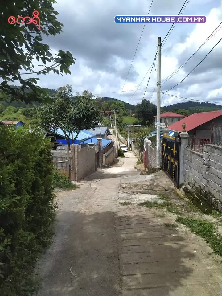 က ‌ေလာၿမိဳ႕ သိန္း (600) ပါ.ေပ 40×60.၊လမ္းသာ ႐ႈ့ခင္းေကာင္း ေစ်ေလးလည္းသင့္ပါတယ္ ဝယ္ယူလိုပါက 09796558622.09687452014 