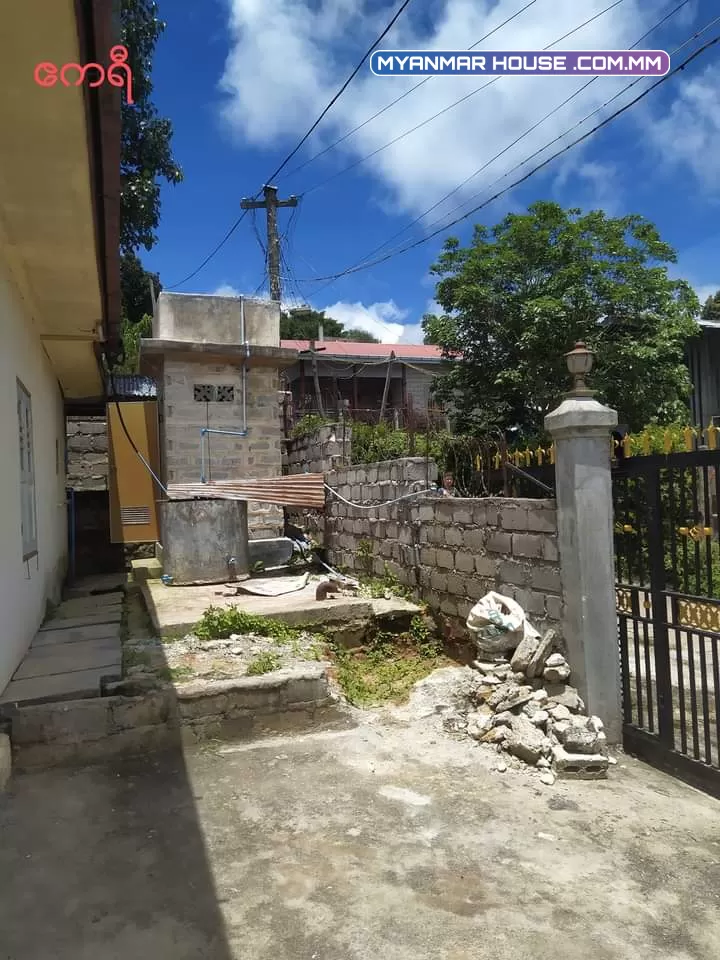 က ‌ေလာၿမိဳ႕ သိန္း (600) ပါ.ေပ 40×60.၊လမ္းသာ ႐ႈ့ခင္းေကာင္း ေစ်ေလးလည္းသင့္ပါတယ္ ဝယ္ယူလိုပါက 09796558622.09687452014 