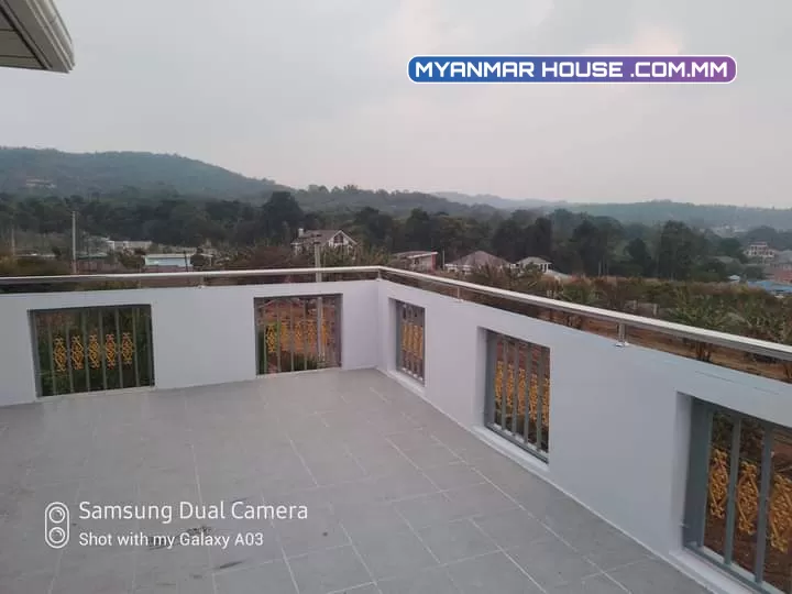 တောင်ကြီးမြို့ရဲ့ အလှပဆုံးရှူခင်းလေးတွေ ခံစားချင်တယ်/အိမ်လည်းမဆောက်ချင်တော့ဘူး 🏠အသင့်နေလေးပဲ / ဘုရားဖြူ ရပ်ကွက်လေးမှာ အသင့်နေ RC 2ထပ်ခွဲလေး ဈေးလေးကလဲ သက်သာလွန်းလို့ အံ့သြသွားမယ်နော် ၂၈၀၀သိန်းပါပဲရှ