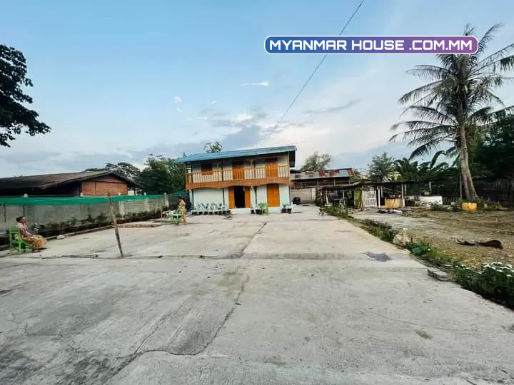 ရွှေညောင် ဘူတာအနီး သုခချမ်းသာရပ် ရပ်ကွက်ကလဲသန့် အရှုတ်အရှင်းကင်း  ဂရန်လဲပေါက်ပီးသား/မီတာပါ ခြံအကျယ် 48 /88 နှစ်ထပ်အိမ်လေးပါပါတယ်ဗျ။ပိုင်ရှင်ကိုယ်တိုင် တိုက်ရိုက်ပါဗျဈေးလေးက 1550  ခေါ်ထားပါတယ်ဗျ  အလျော့အတင်းရှိပါတယ် 